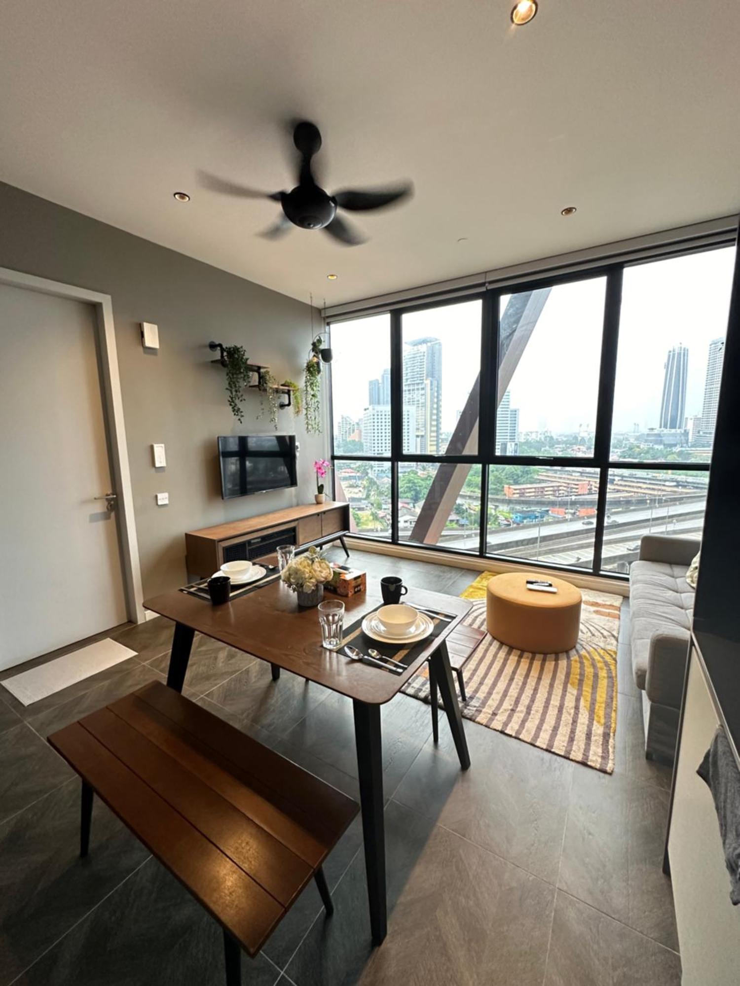 Scarletz Suites Klcc By Aura Kuala Lumpur Dış mekan fotoğraf
